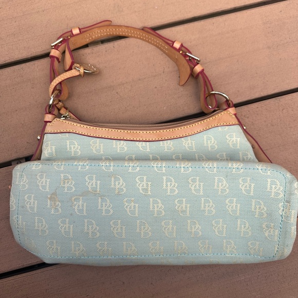 Dooney & Bourke light blue purse - Picture 11 of 11